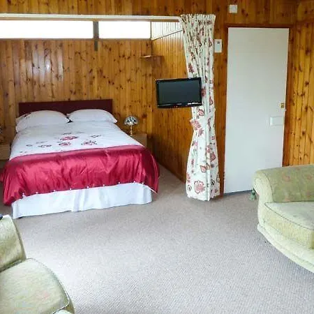 بيت للعطل Hazel Chalet *