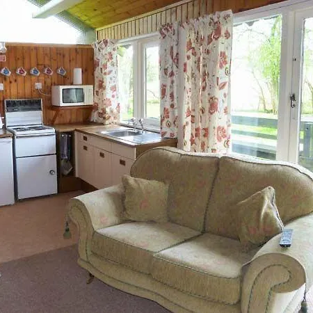 Hazel Chalet بيت للعطل